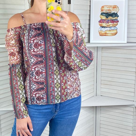By & By red cold shoulder boho top - Picture 2 of 11
